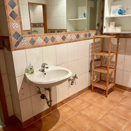 Schoene, Hochwertige 5 In * Oberhausen (North Rhine-Westphalia)