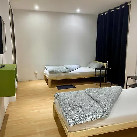 Schoene, Hochwertige 5 In Apartmán *