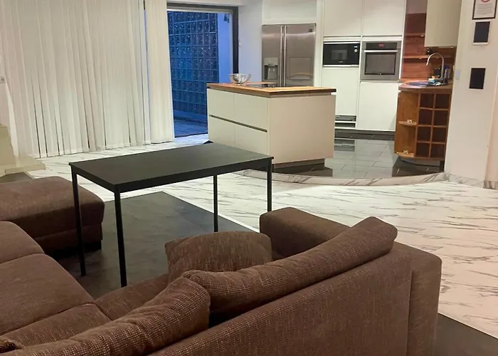 Appartement Schoene, Hochwertige 5 In Oberhausen (North Rhine-Westphalia)